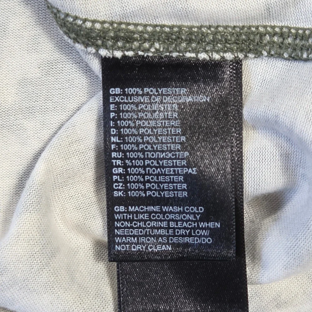 The North Face Womens V-Neck Cap Sleeve Top Olive Green Camo Print Small Outdoor - Picture 5 of 6